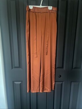 High-Waist Wide Leg Pants in Rust